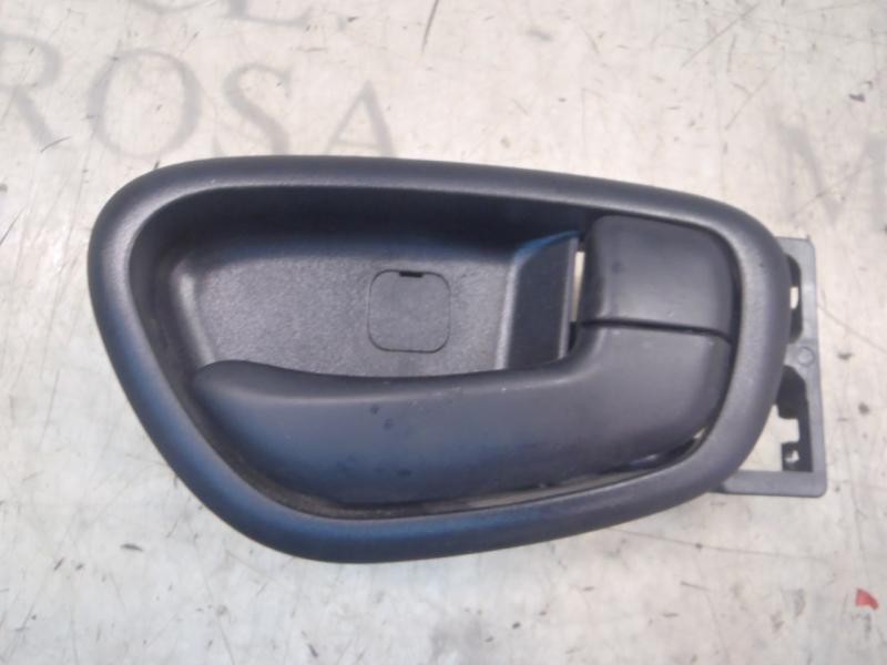 Recambio de maneta interior delantera derecha para hyundai i10 classic referencia OEM IAM 826200X0004X  