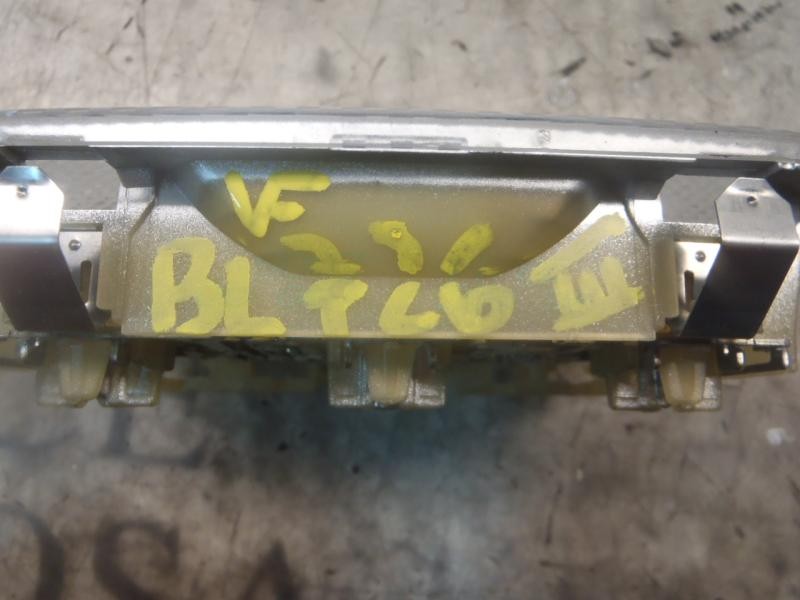 Recambio de piloto interior para citroën c4 picasso sx referencia OEM IAM 6362Q2  