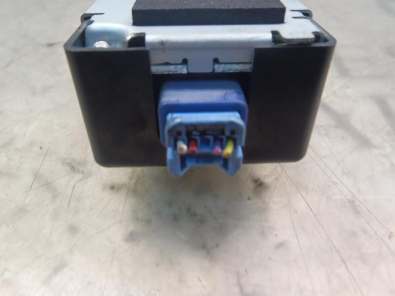 Recambio de modulo electronico para toyota auris luna referencia OEM IAM   