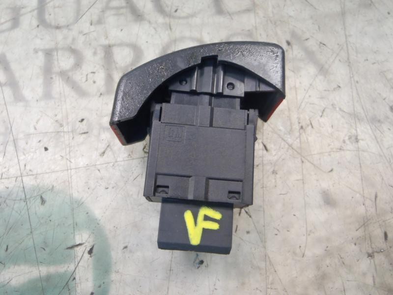 Recambio de warning para opel tigra twin top sport referencia OEM IAM   