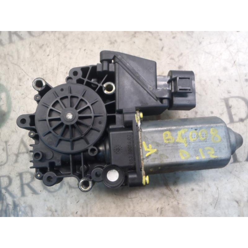 Recambio de motor elevalunas delantero izquierdo para audi a6 avant (4b5) 2.8 v6 30v referencia OEM IAM   