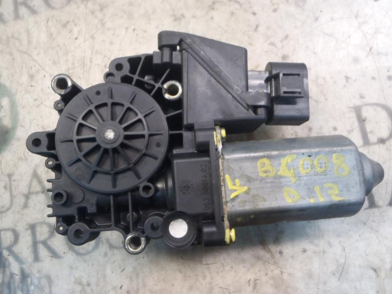 Recambio de motor elevalunas delantero izquierdo para audi a6 avant (4b5) 2.8 v6 30v referencia OEM IAM   