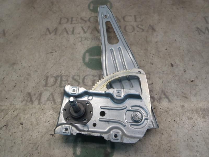 Recambio de elevalunas trasero izquierdo para toyota yaris (ksp9/scp9/nlp9) blue referencia OEM IAM 698400D120  