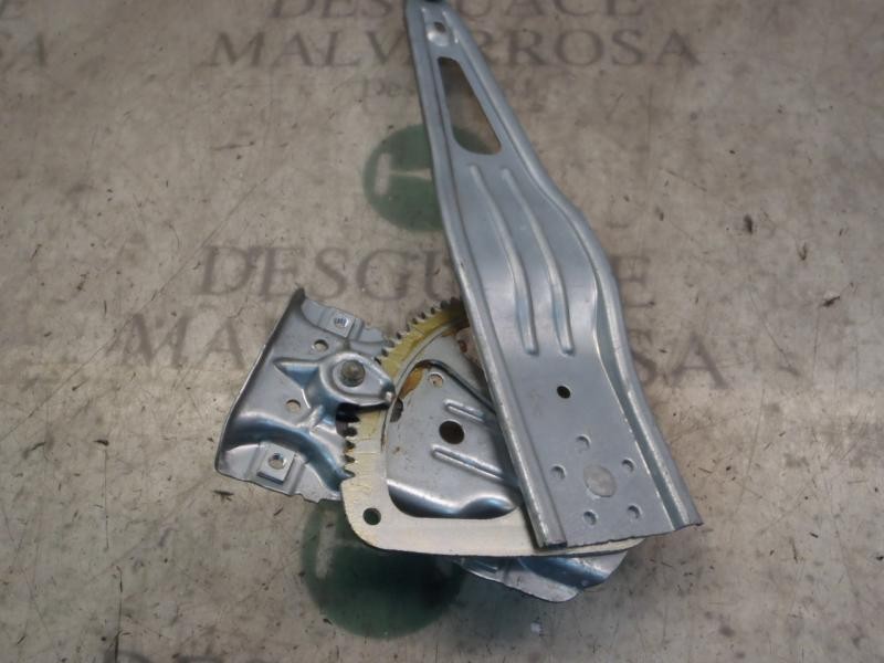 Recambio de elevalunas trasero derecho para toyota yaris (ksp9/scp9/nlp9) blue referencia OEM IAM 698300D120  