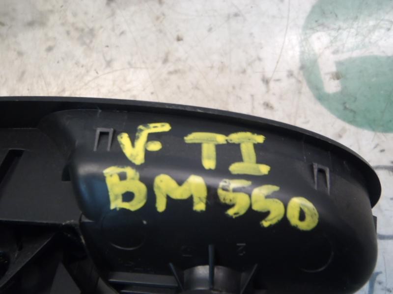 Recambio de maneta interior trasera izquierda para toyota yaris (ksp9/scp9/nlp9) blue referencia OEM IAM 692060D090B0  