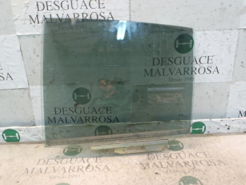 Recambio de cristal puerta trasero izquierdo para toyota yaris (ksp9/scp9/nlp9) blue referencia OEM IAM 681400D070  