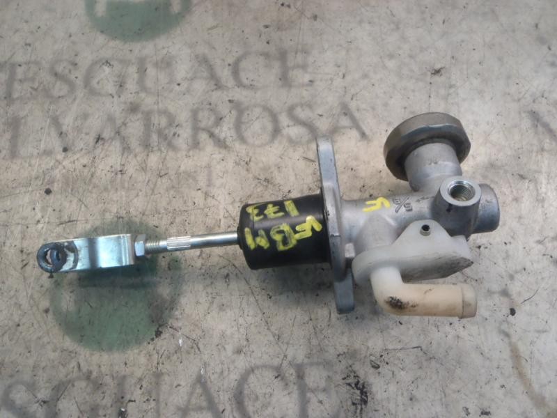 Recambio de bomba embrague para nissan cabstar 2.5 d f24.25.35.13 referencia OEM IAM   