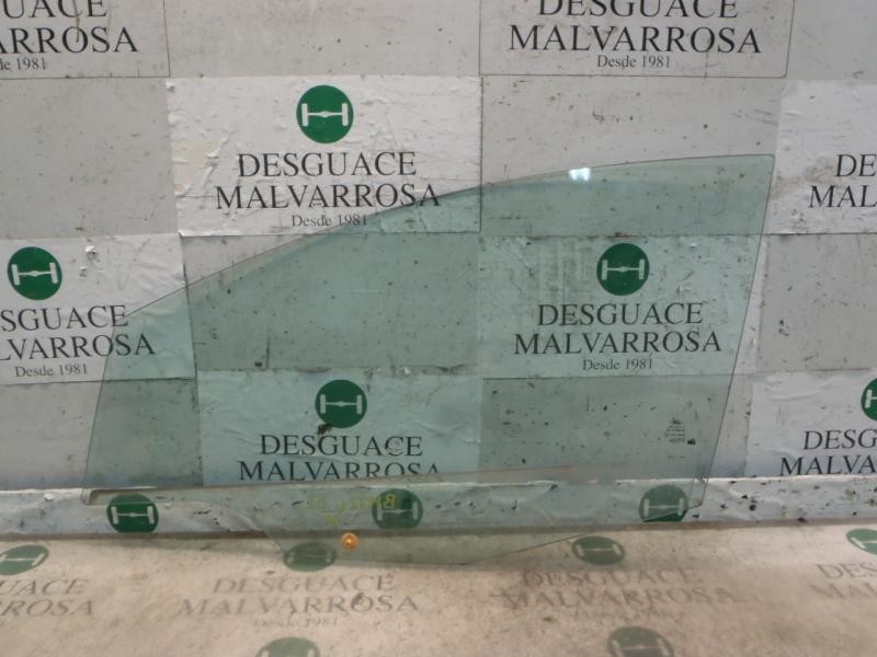 Recambio de cristal puerta delantero izquierdo para ford fiesta (cb1) titanium referencia OEM IAM 1680516  