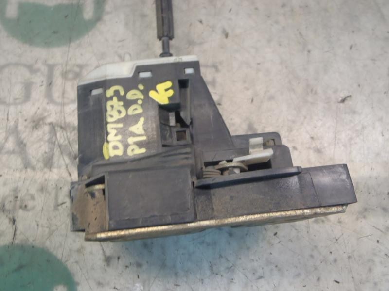 Recambio de cerradura puerta delantera derecha para renault clio ii fase ii (b/cb0) expression referencia OEM IAM   