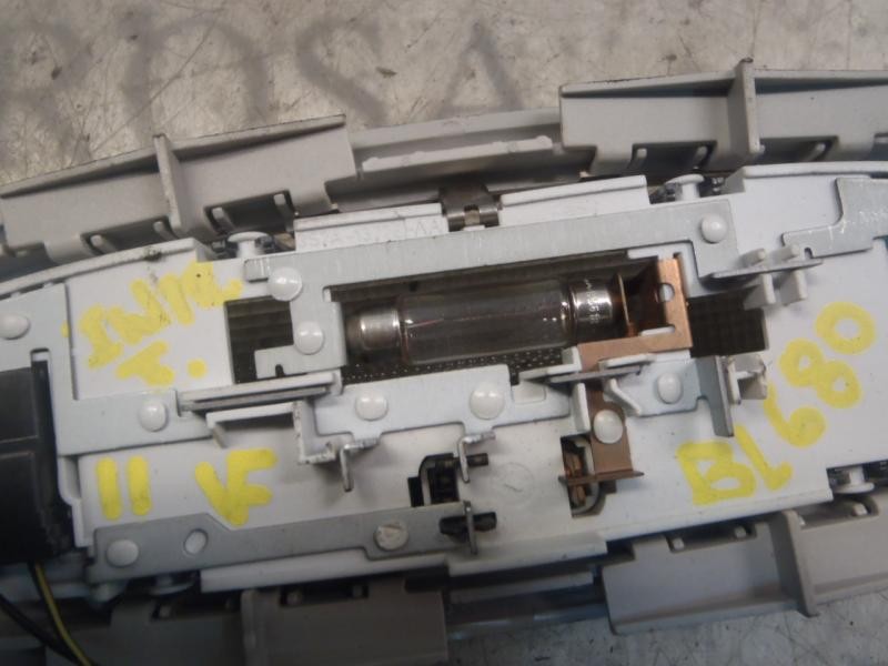 Recambio de piloto interior para ford focus berlina (cap) sport referencia OEM IAM   