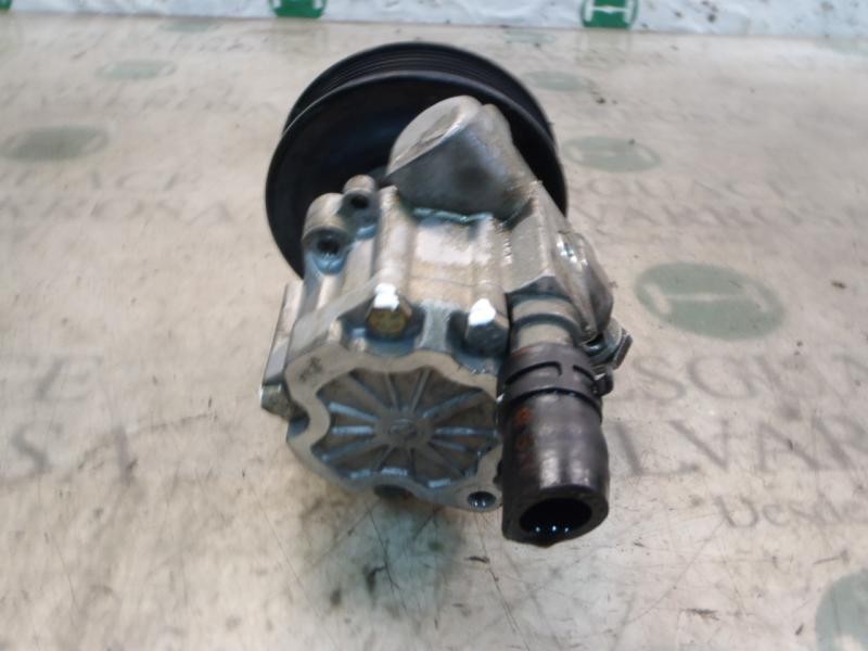 Recambio de bomba direccion para volkswagen polo berlina (6n2) trendline referencia OEM IAM   