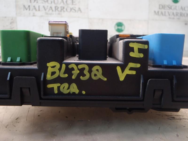 Recambio de caja reles / fusibles para opel astra h berlina enjoy referencia OEM IAM   