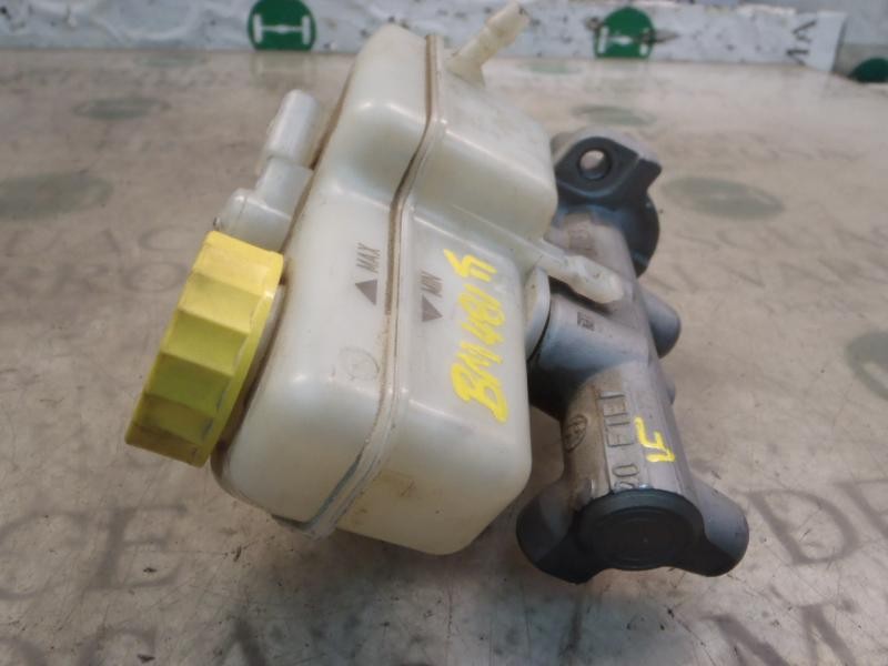 Recambio de bomba freno para volkswagen polo (9n3) united referencia OEM IAM   