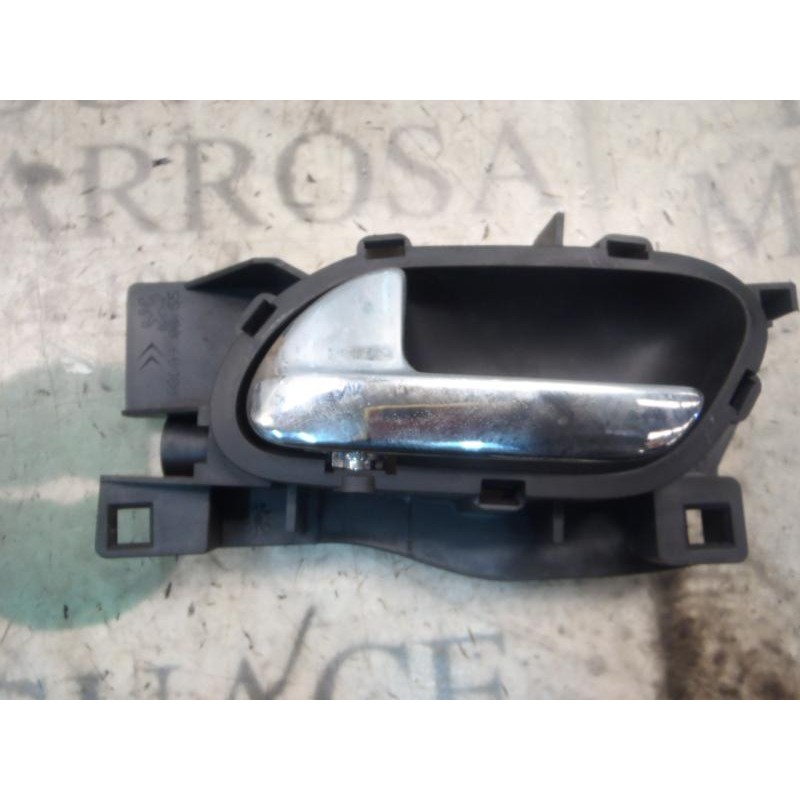 Recambio de maneta interior delantera izquierda para peugeot 407 sport referencia OEM IAM   