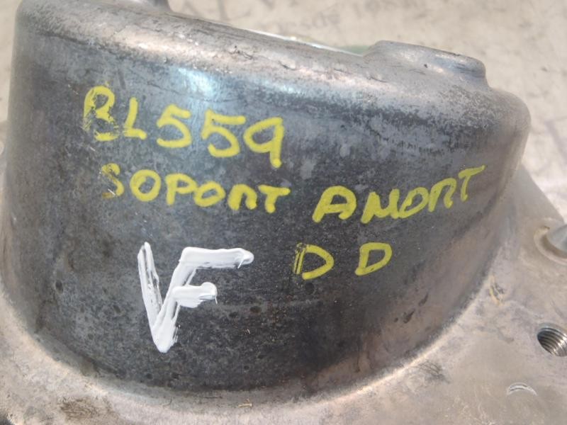 Recambio de soporte brazo suspension delantero derecho para peugeot 407 sport referencia OEM IAM   