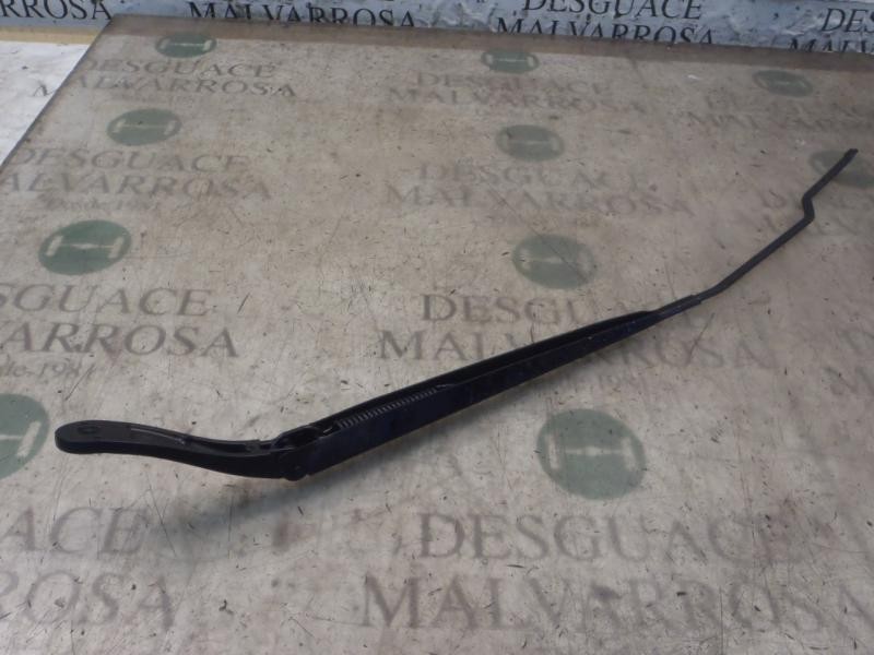 Recambio de brazo limpia delantero derecho para citroën c3 1.4 hdi fap referencia OEM IAM 6429GV  