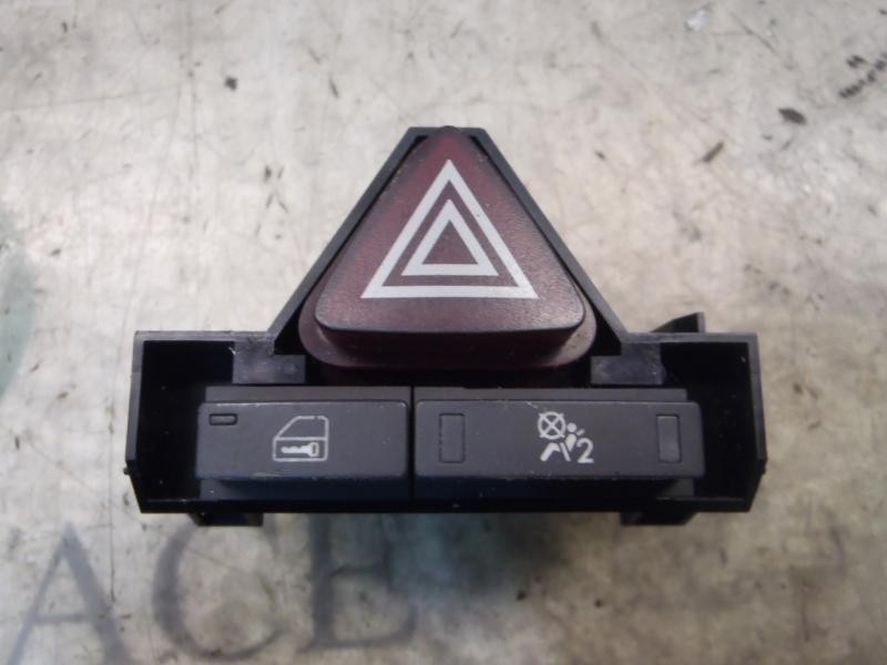 Recambio de warning para opel corsa d enjoy referencia OEM IAM   