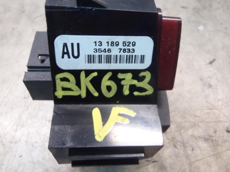 Recambio de warning para opel corsa d enjoy referencia OEM IAM   