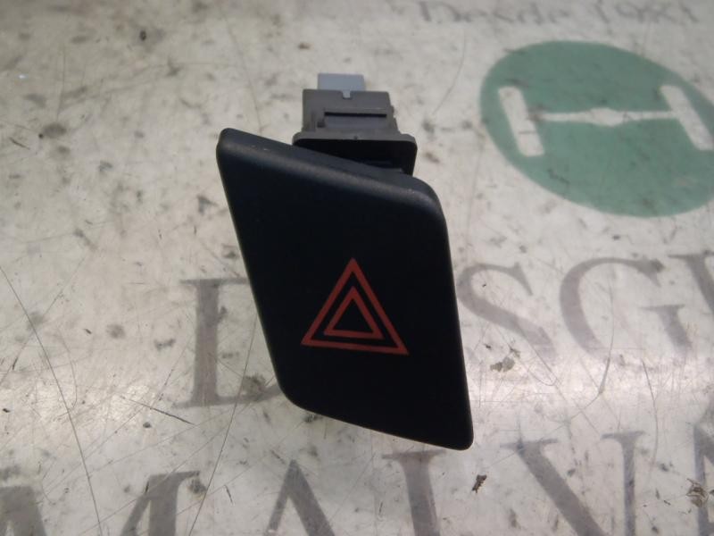 Recambio de warning para toyota yaris (ksp9/scp9/nlp9) blue referencia OEM IAM 843320D020 843320D020 