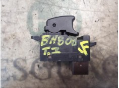 Recambio de mando elevalunas trasero izquierdo para kia rio 1.4 active referencia OEM IAM 935811G000 935811G000  2