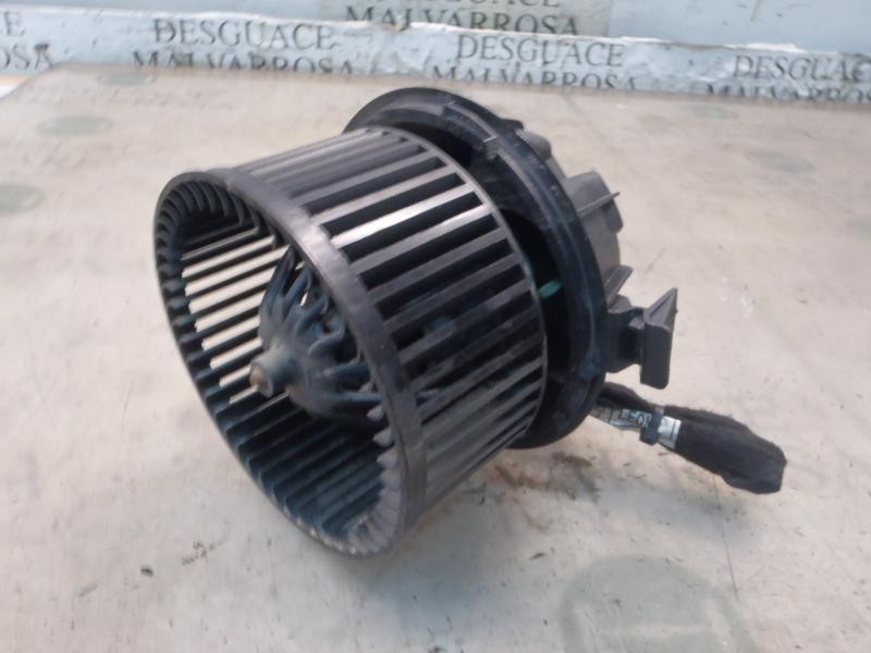 Recambio de motor calefaccion para dacia sandero ambiance referencia OEM IAM 6001547487  