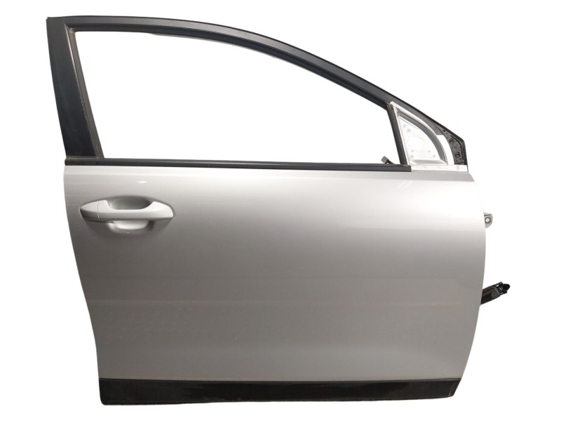 Recambio de puerta delantera derecha para kia stonic (yb) 1.2 cvvt referencia OEM IAM 76004H8400  