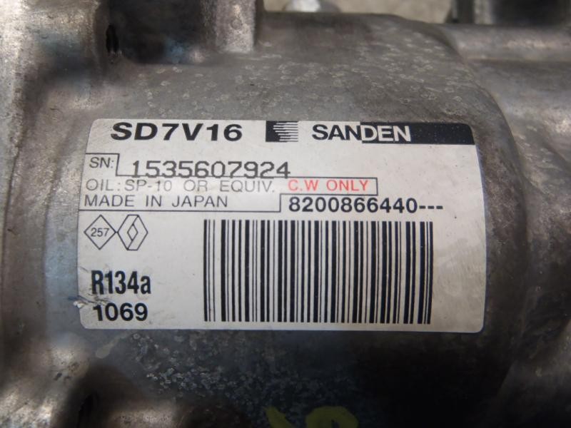 Recambio de compresor aire acondicionado para dacia sandero ambiance referencia OEM IAM 8200866440 8200866440 