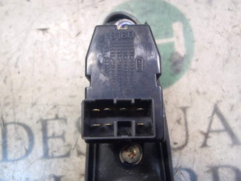 Recambio de mando elevalunas trasero derecho para hyundai lantra berlina (rd) referencia OEM IAM   