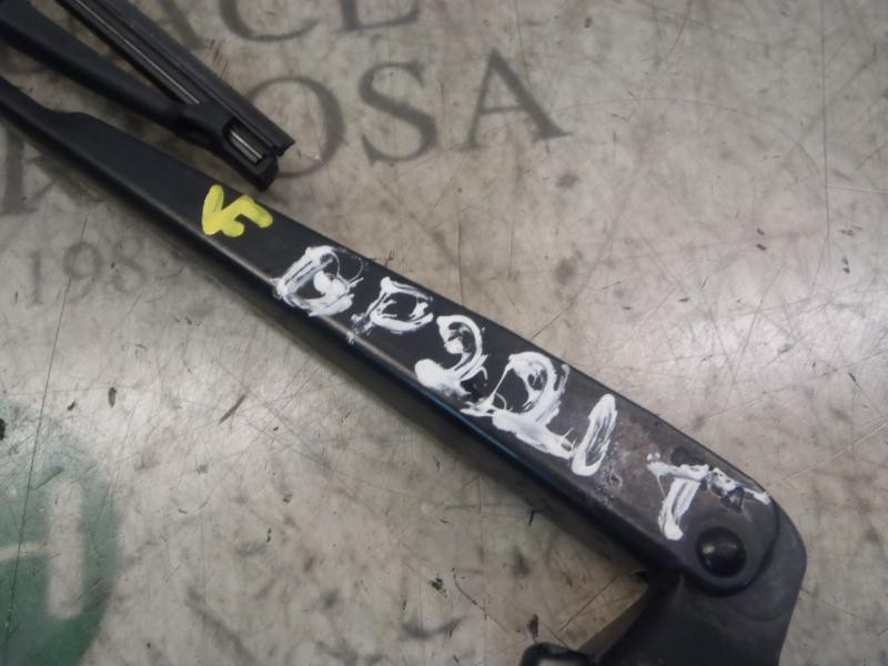 Recambio de brazo limpia trasero para citroën evasion 2.0 sx referencia OEM IAM   