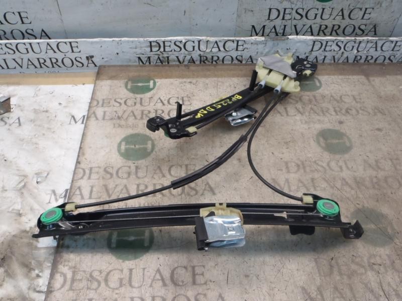 Recambio de elevalunas delantero derecho para seat leon (1p1) reference referencia OEM IAM 1P0837462A  