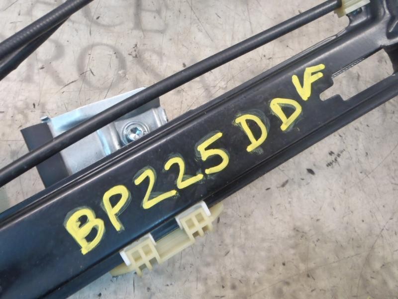 Recambio de elevalunas delantero derecho para seat leon (1p1) reference referencia OEM IAM 1P0837462A  