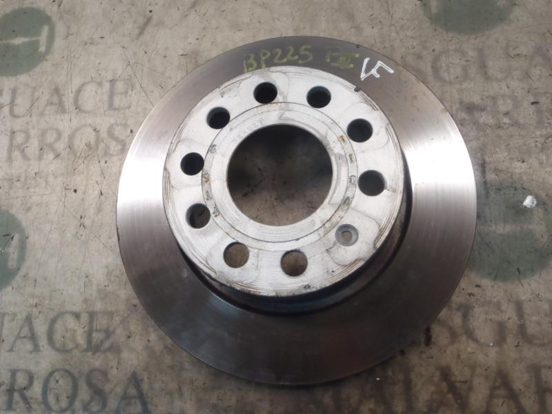 Recambio de disco freno trasero para seat leon (1p1) reference referencia OEM IAM 1K0615601AB  