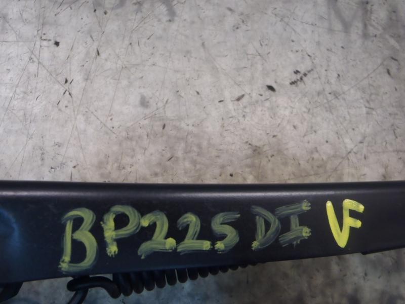 Recambio de brazo limpia delantero izquierdo para seat leon (1p1) reference referencia OEM IAM 1P0955409A1P9  