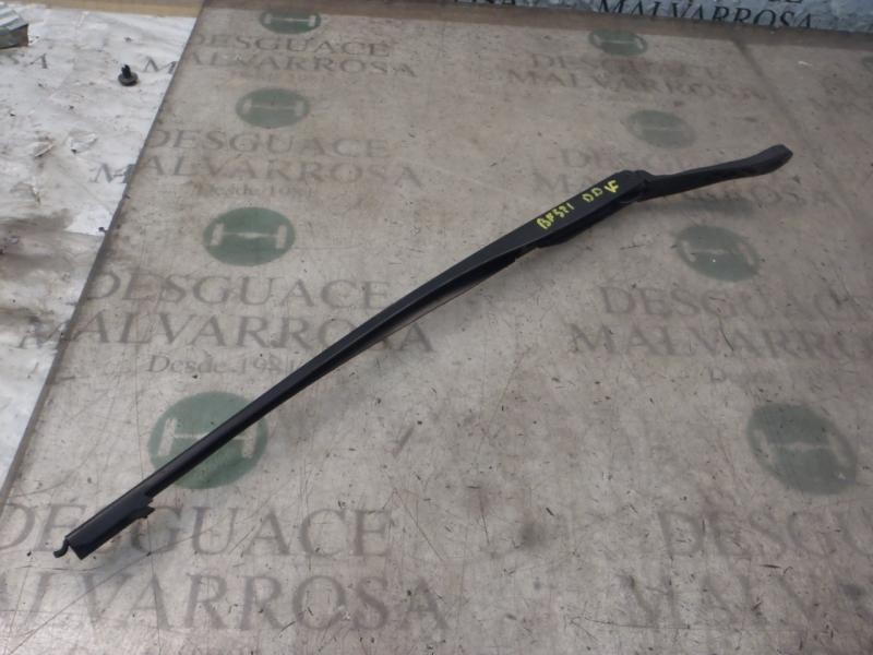 Recambio de brazo limpia delantero derecho para citroën c4 berlina sx referencia OEM IAM 6429Y6  