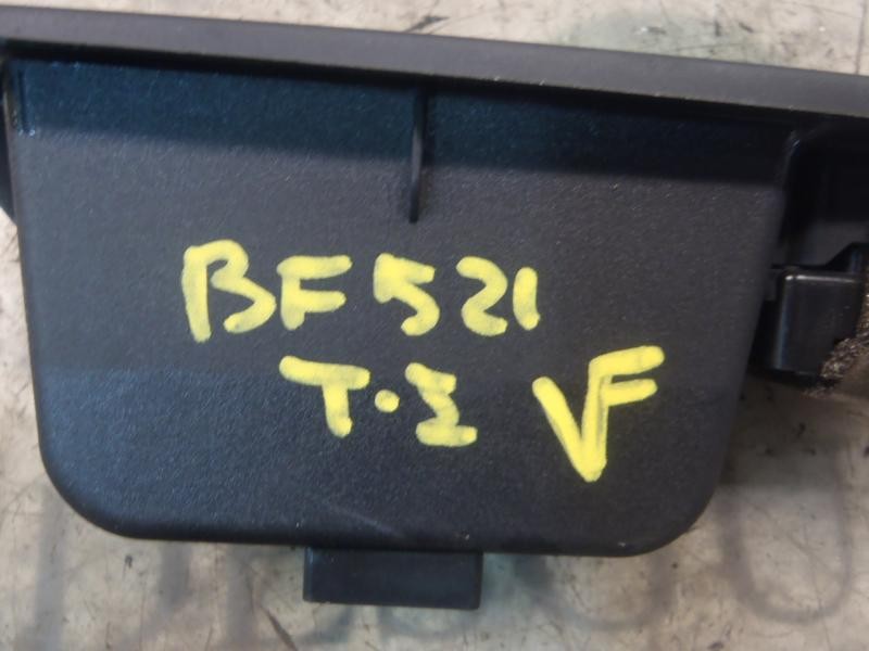 Recambio de mando elevalunas trasero izquierdo para citroën c4 berlina sx referencia OEM IAM 9300P0  