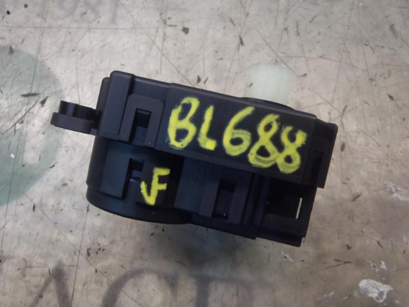 Recambio de motor apertura trampillas climatizador para renault scenic ii dynamique referencia OEM IAM   