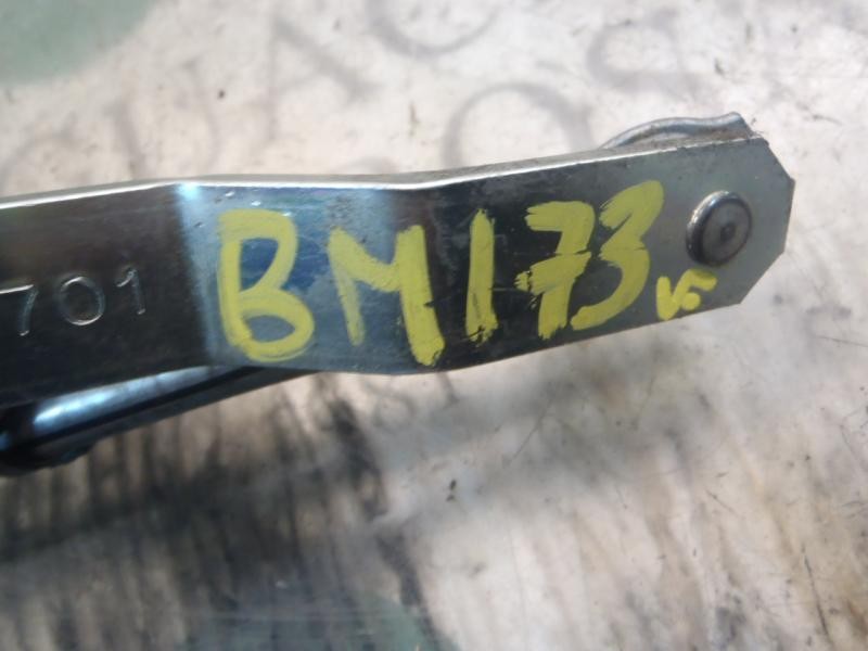 Recambio de articulacion limpia delantero para nissan cabstar 2.5 d f24.25.35.13 referencia OEM IAM   