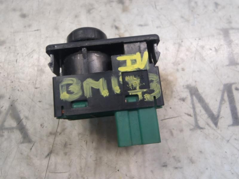 Recambio de mando retrovisor para nissan cabstar 2.5 d f24.25.35.13 referencia OEM IAM   