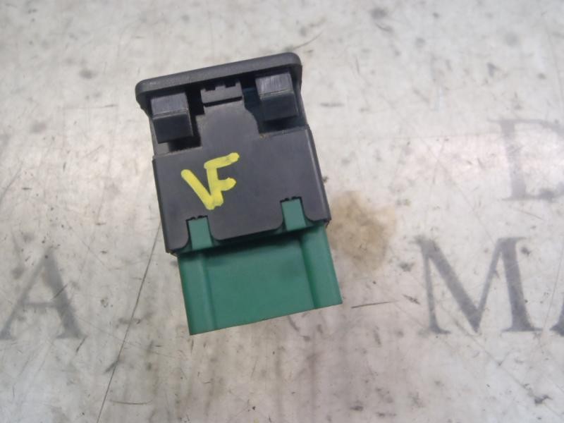 Recambio de mando retrovisor para nissan cabstar 2.5 d f24.25.35.13 referencia OEM IAM   