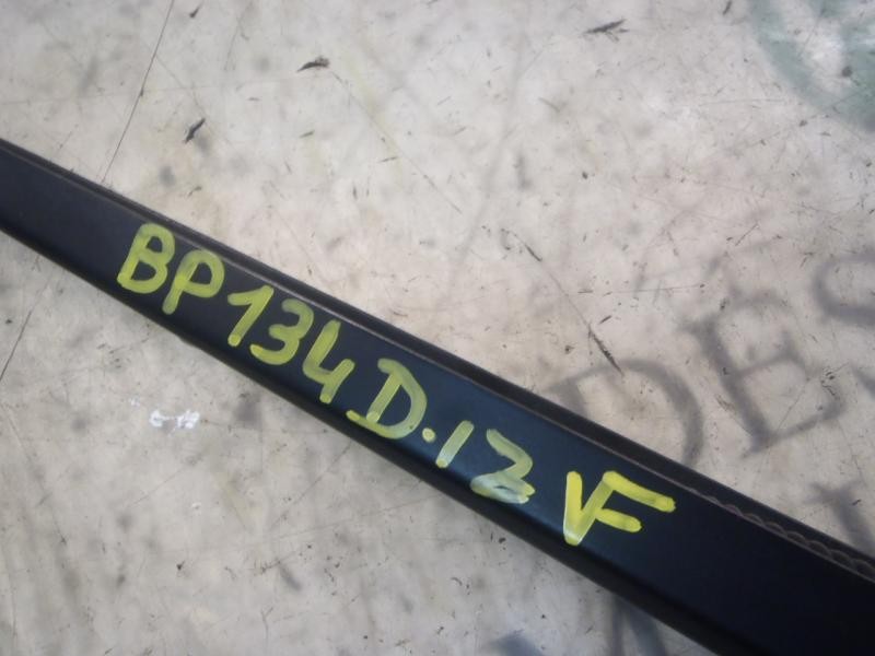 Recambio de brazo limpia delantero izquierdo para toyota yaris (ncp1/nlp1/scp1) 1.0 terra referencia OEM IAM   