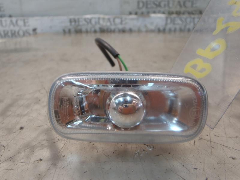 Recambio de piloto lateral izquierdo para audi rs 6 berlina (4b4) rs 6 berlina referencia OEM IAM 8E0949127  