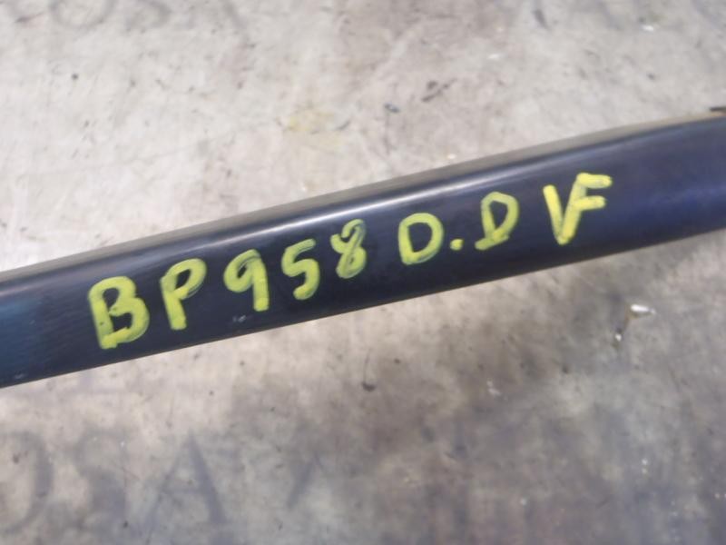 Recambio de brazo limpia delantero derecho para opel zafira b energy referencia OEM IAM   