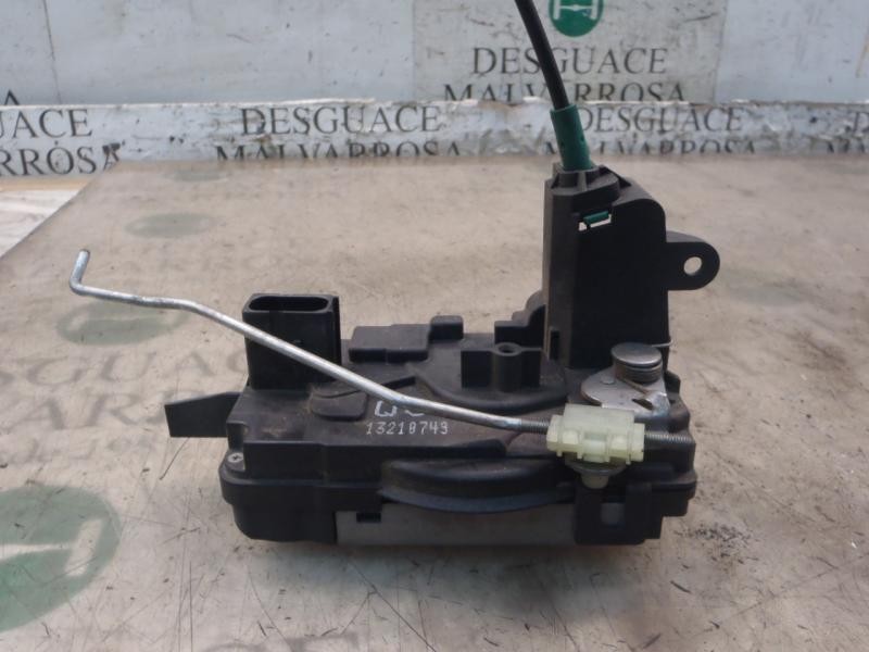 Recambio de cerradura puerta delantera derecha para opel zafira b energy referencia OEM IAM   