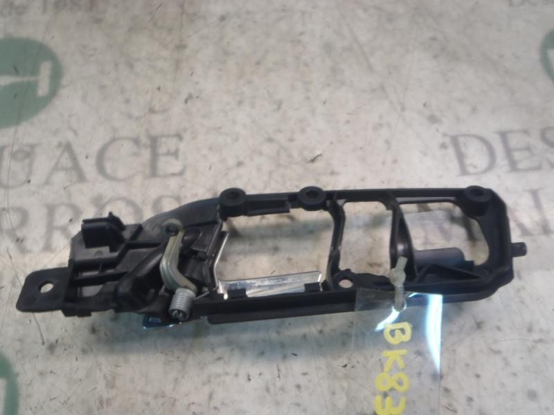 Recambio de maneta interior delantera derecha para volkswagen polo (9n1) highline referencia OEM IAM   