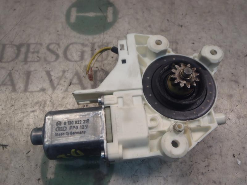 Recambio de motor elevalunas delantero izquierdo para ford focus berlina (cap) ghia referencia OEM IAM   