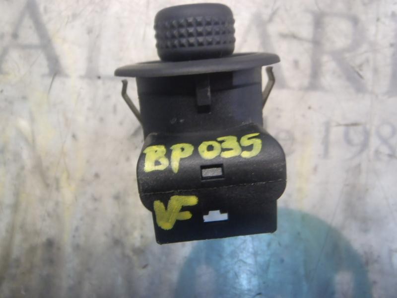 Recambio de mando retrovisor para ford focus berlina (cak) ghia referencia OEM IAM   