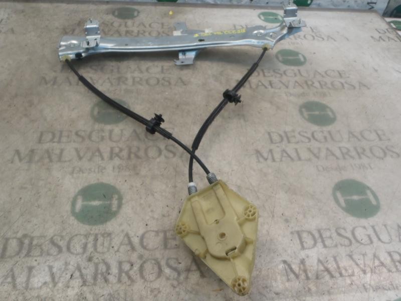 Recambio de elevalunas trasero izquierdo para renault megane iii berlina 5 p expression referencia OEM IAM 827210003R  