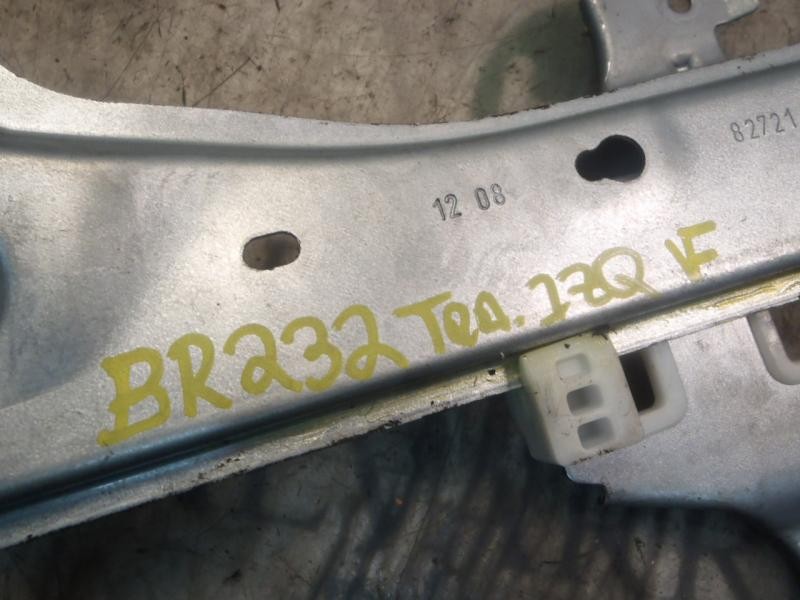 Recambio de elevalunas trasero izquierdo para renault megane iii berlina 5 p expression referencia OEM IAM 827210003R  