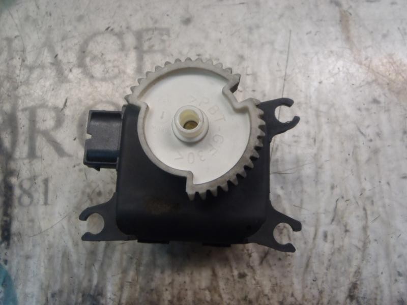 Recambio de motor apertura trampillas climatizador para seat ibiza (6l1) cool referencia OEM IAM   