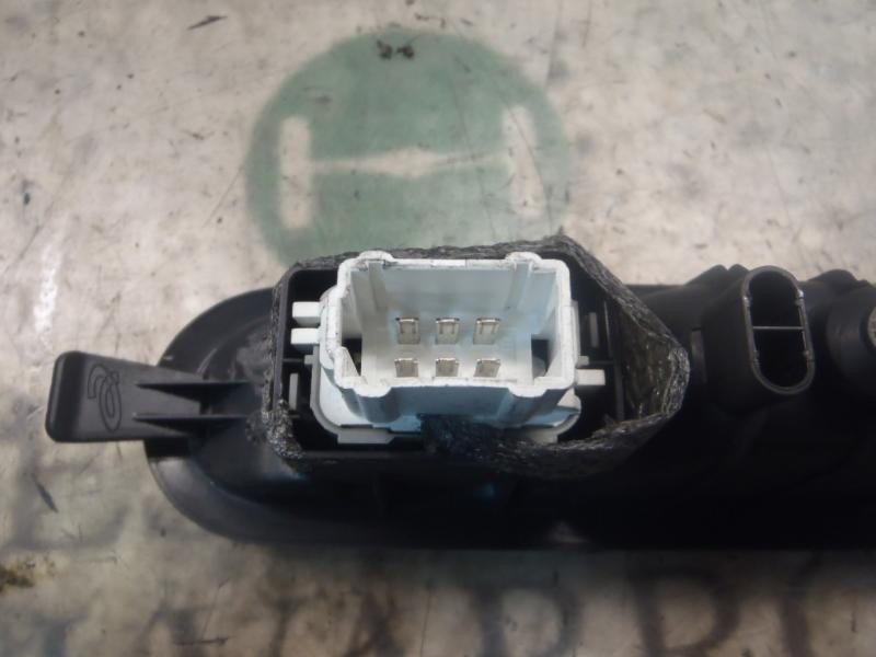 Recambio de mando elevalunas trasero derecho para renault megane ii familiar authentique confort referencia OEM IAM   